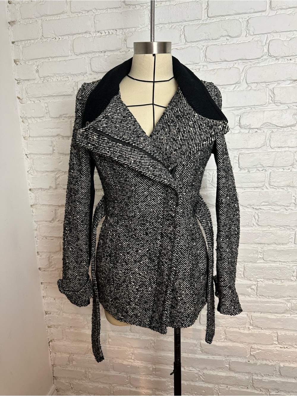 Express Black & White Tweed Wrap Jacket with Contrast Collar